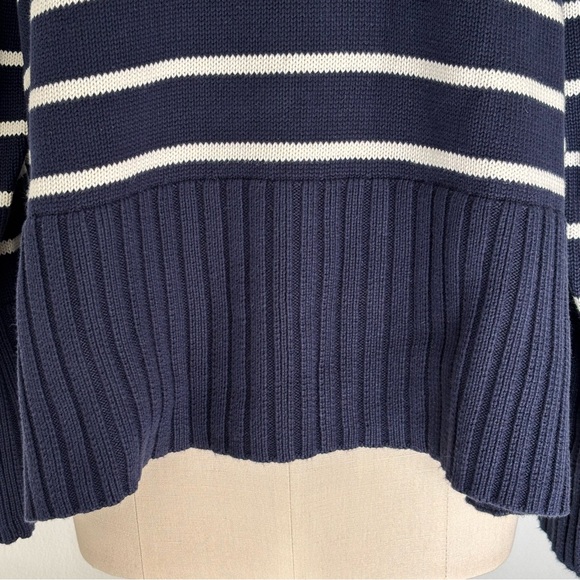 Gap 24/7 Split-Hem Crewneck Sweater NWT Cotton Navy White Stripe L - Picture 3 of 8